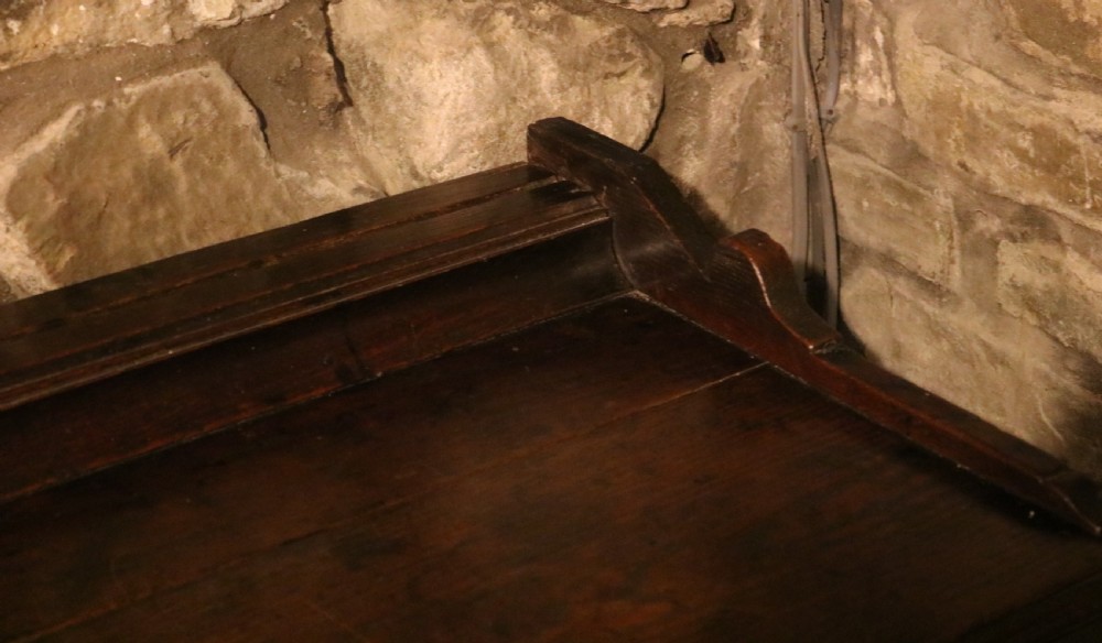 Welsh Oak Dresser Base, circa 1760 View V