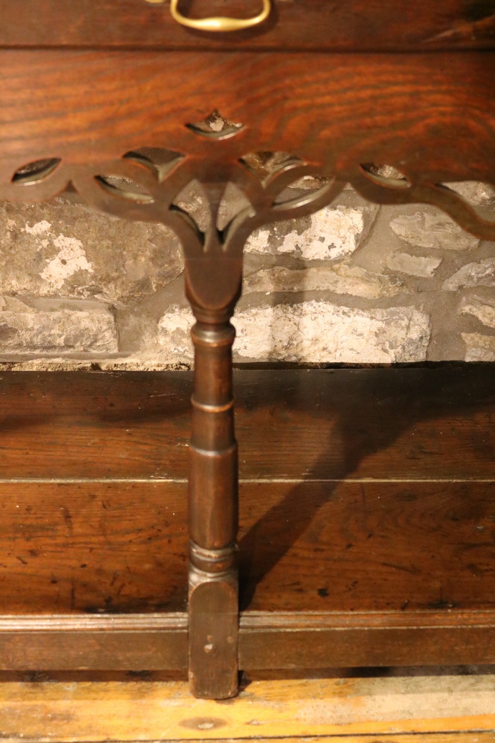 Welsh Oak Dresser Base, circa 1760 View VII