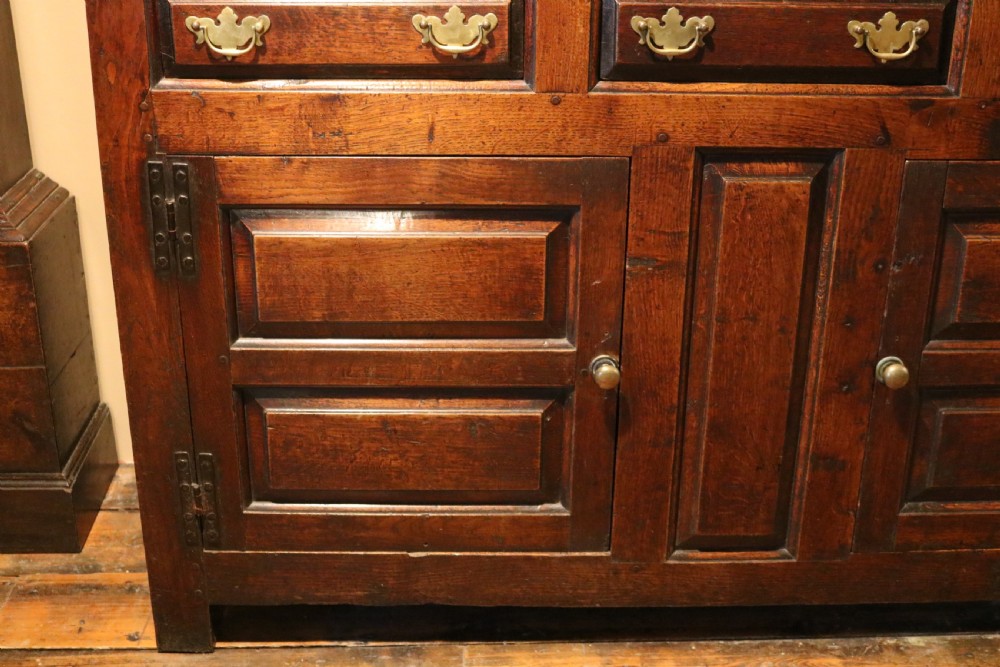 Welsh Oak Cupboard Dresser, circa 1740  View XII