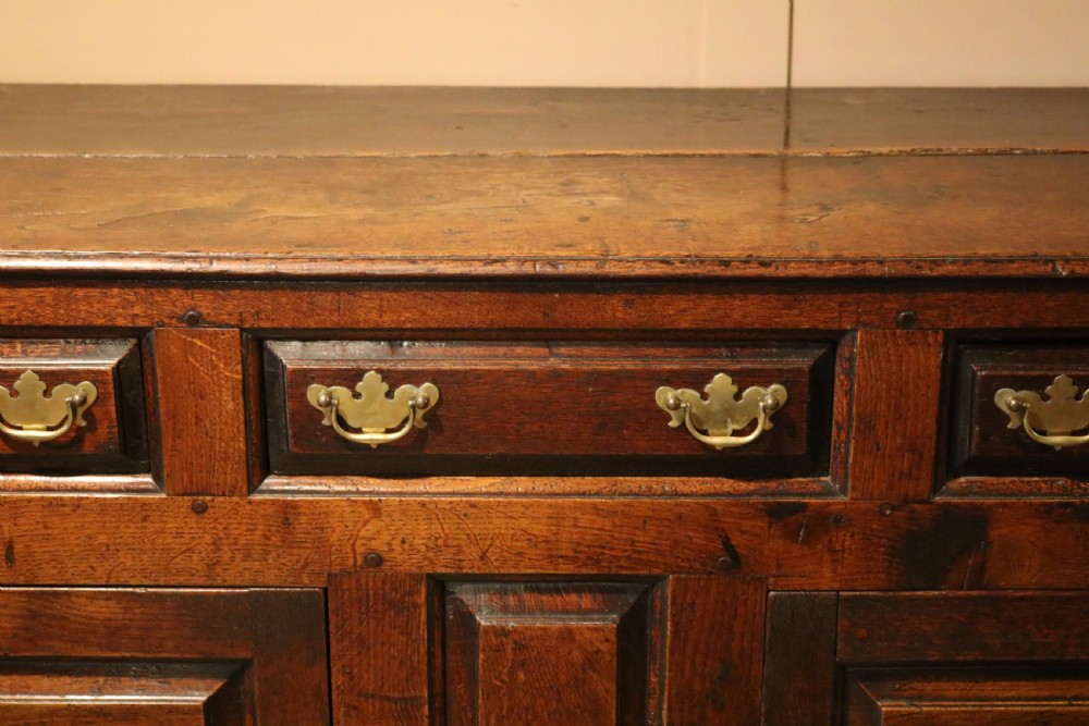 Welsh Oak Cupboard Dresser, circa 1740  View XV