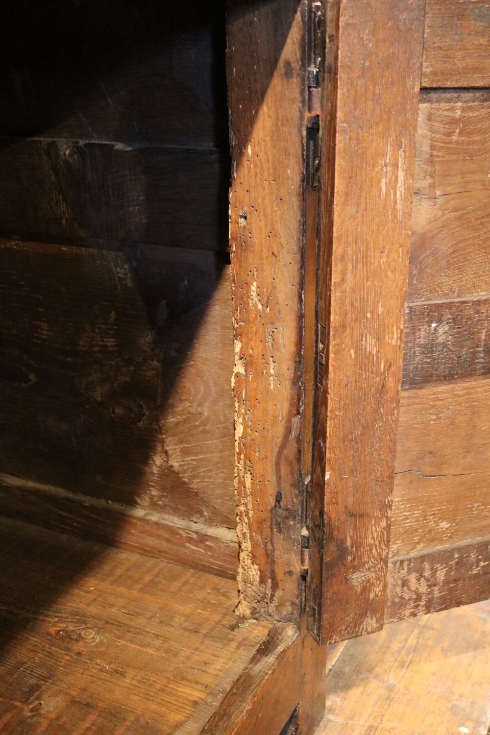 Welsh Oak Cupboard Dresser, circa 1740  View XVII