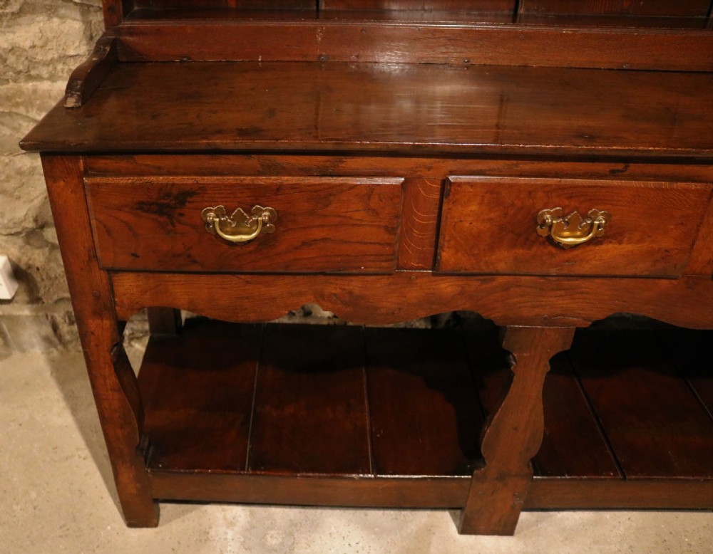 Small Welsh Oak Dresser with Potboard Base, circa 1770 View XIII