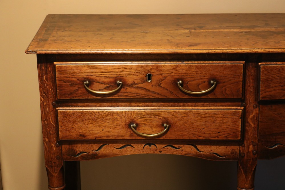 Elegant Welsh Oak Potboard Dresser Base, circa1760 View V