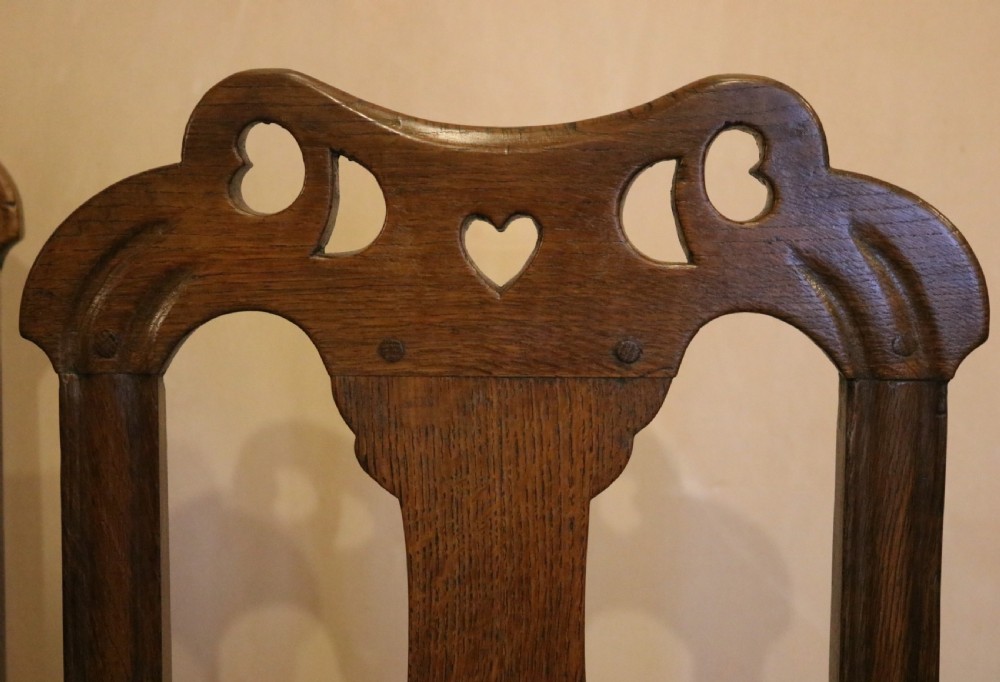 Fine Pair of Welsh Oak Chairs, circa 1730 View III