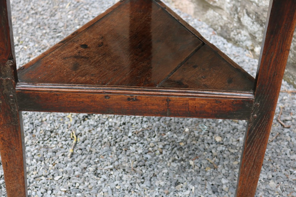 Georgian Welsh Oak Circular Cricket Table, circa1760 View XIII