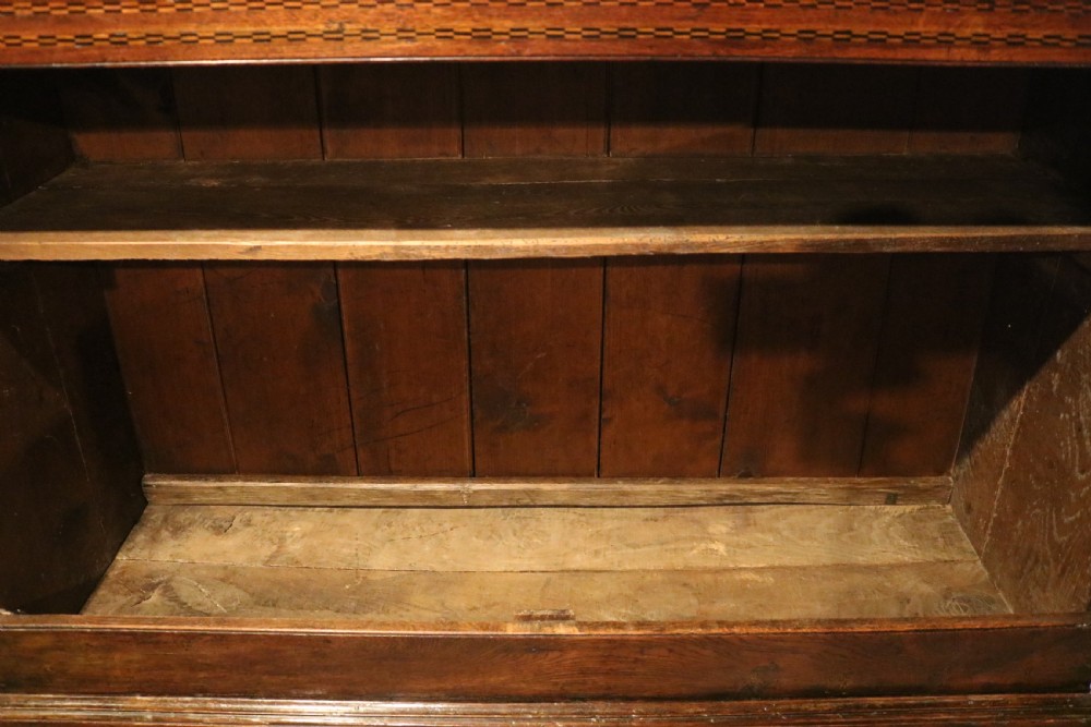 Small Welsh Oak Two-part Cupboard, Cardiganshire, west Wales, circa 1770 View VIII