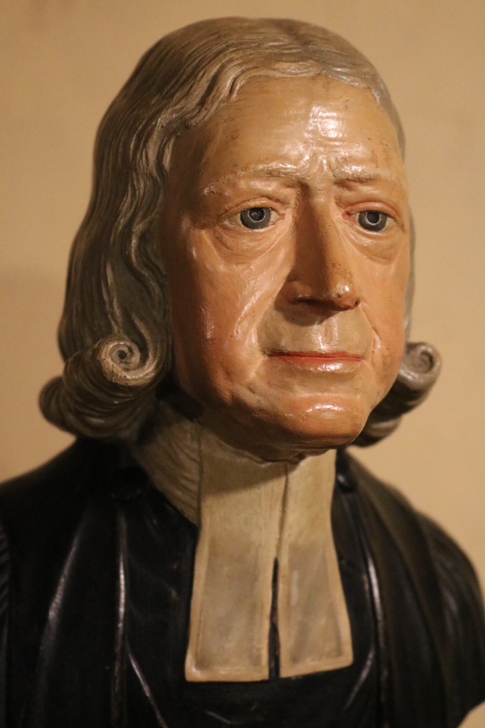 Rare Staffordshire Earthenware Bust of John Wesley by Enoch Wood, circa 1784 View IV