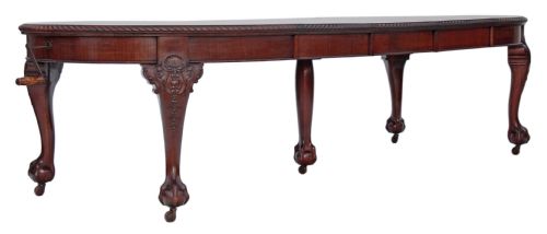 fig 1. Large 3 leaf Victorian mahogany wind out extending dining table 10'