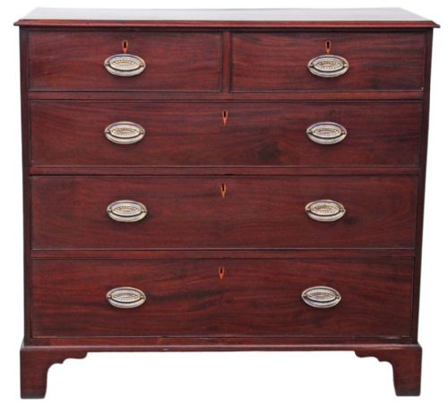 Georgian Mahogany Chest of Drawers
