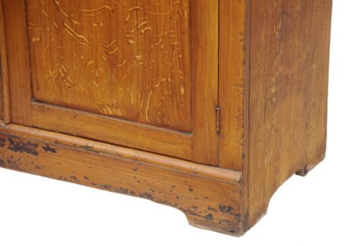fig 2. Victorian scumble glazed bookcase dresser