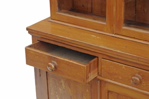 fig 3. Victorian scumble glazed bookcase dresser