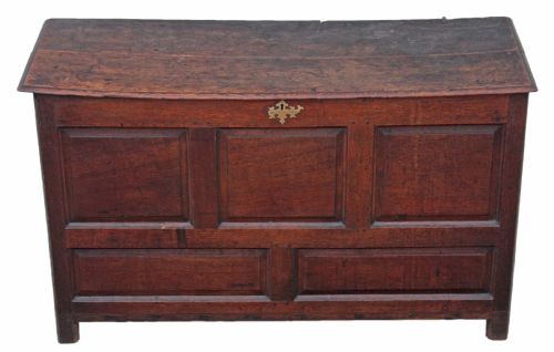 fig 1. Georgian oak chest coffer