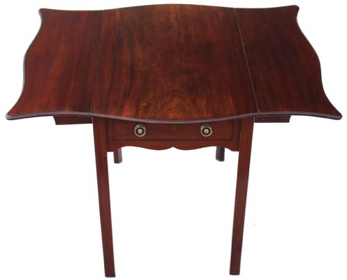 Georgian Mahogany Butterfly Pembroke Table