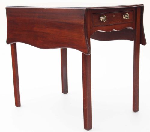 fig 2. Georgian mahogany butterfly pembroke table