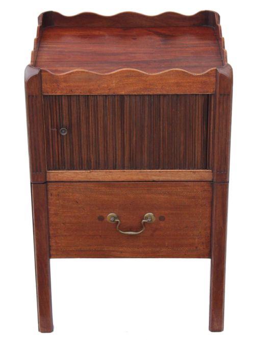 Georgian Mahogany Bedside Cupboard Table