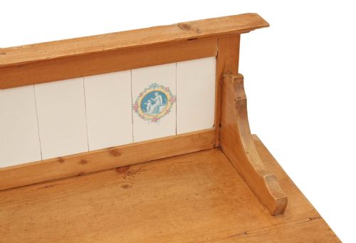 fig 1. Victorian pine washstand dressing table