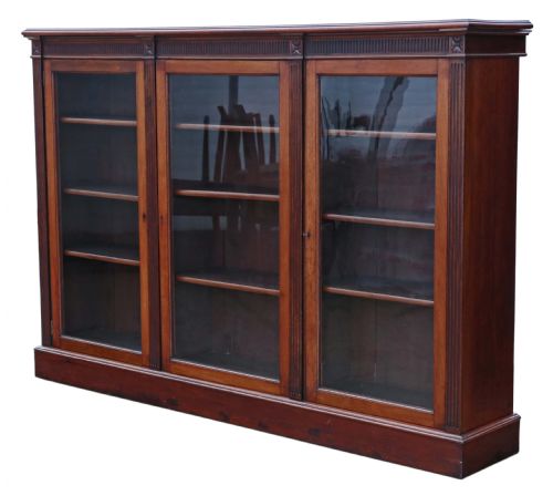fig 1. Victorian mahogany bookcase shelves
