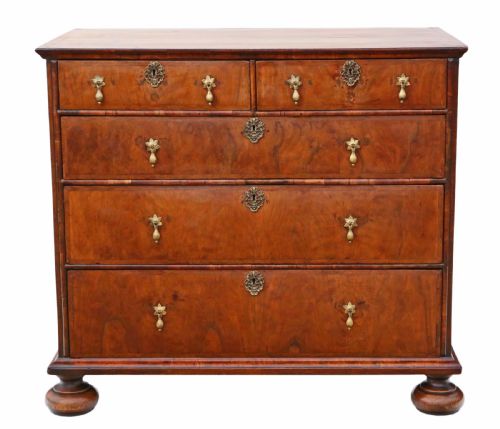 fig 1. William & Mary walnut chest of drawers