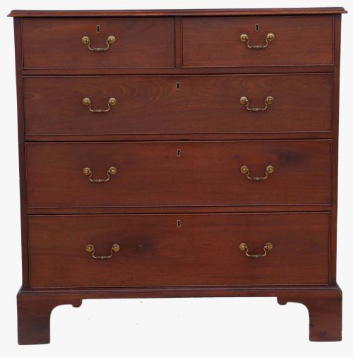 Georgian Mahogany Chest of Drawers  C1800