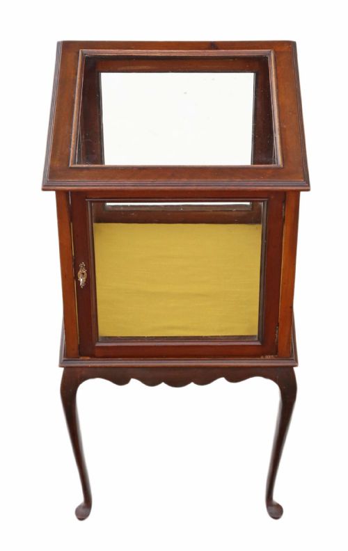 fig 1. C1900-1920 mahogany bijouterie display cabinet