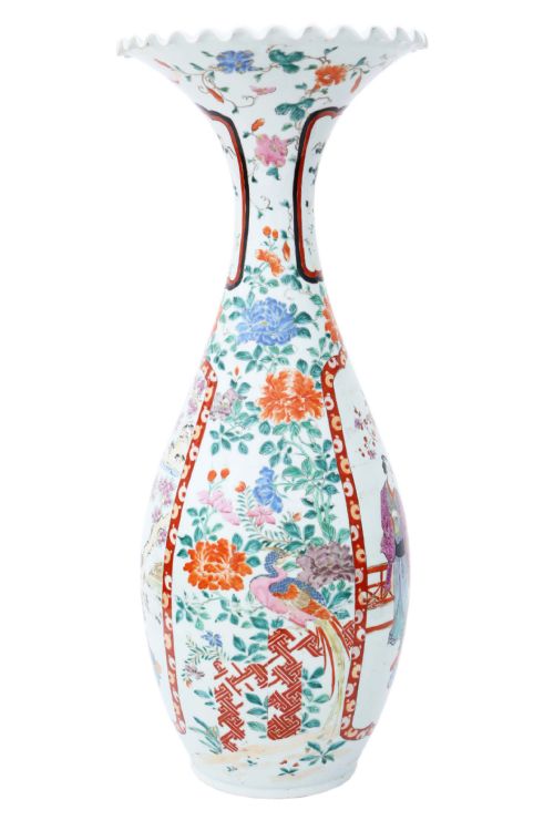 fig 1. Antique very large Japanese Meiji Period porcelain Kutani vase