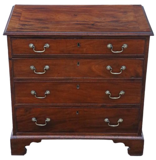 Georgian Mahogany Chest of Drawers
