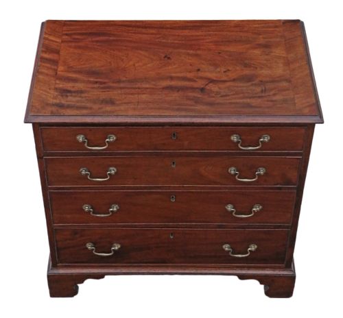 fig 1. Georgian mahogany chest of drawers
