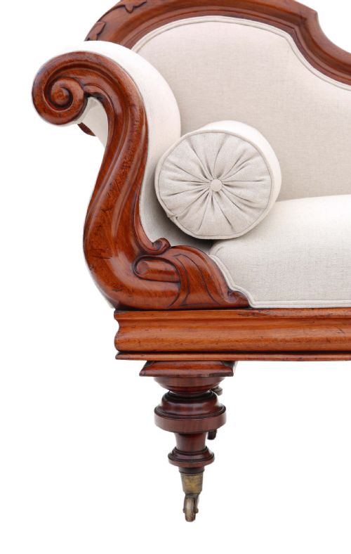 fig 1. Victorian mahogany chaise longue