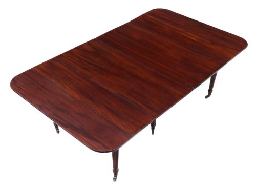 fig 1. Gillows mahogany extending dining table