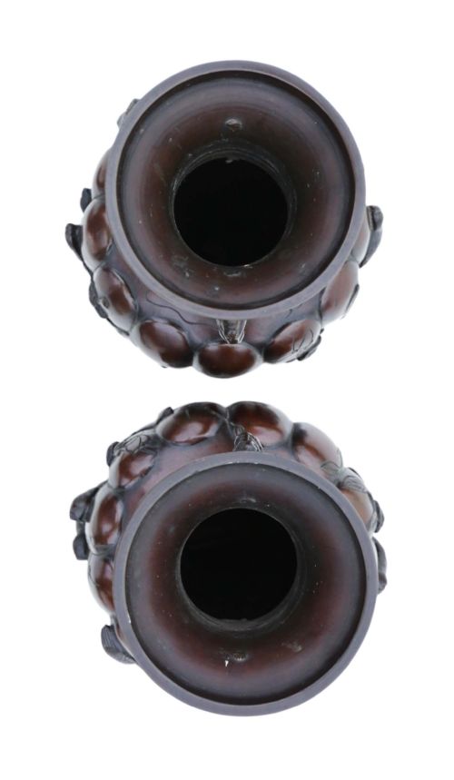 VERY LARGE PAIR OF JAPANESE BRONZE VASES MEIJI PERIOD - ADDITIONAL PHOTO 3