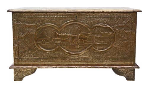 ANTIQUE FINE QUALITY CHINOISERIE BRASS COVERED CAMPHOR WOOD CHEST COFFER - ADDITIONAL PHOTO 1
