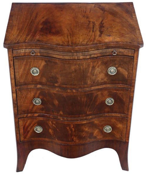 Antique Quality Small Georgian Revival Flame Mahogany Serpentine Front Chest of Drawers C1900