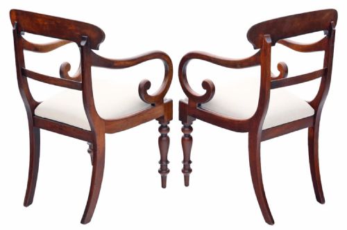 FINE QUALITY ANTIQUE PAIR OF 19TH CENTURY MAHOGANY SCROLL ARM ELBOW CARVER CHAIRS - ADDITIONAL PHOTO 2