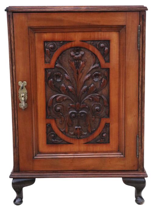 PAIR OF ANTIQUE CARVED WALNUT BEDSIDE CUPBOARD TABLES QUALITY VINTAGE - ADDITIONAL PHOTO 4