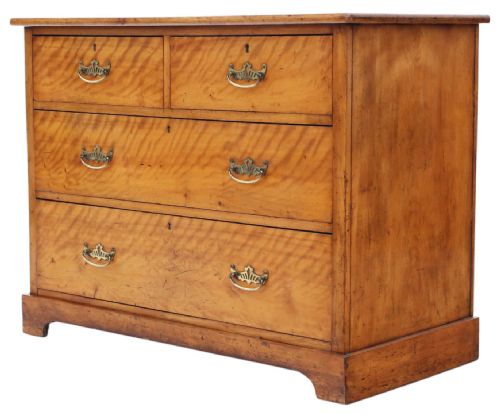 fig 3.
Antique 19th Century Fine Quality Satin Walnut Chest of Drawers – Satinwood