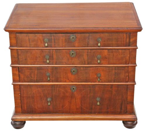 fig 2. Antique Early 18th Century Georgian Inlaid Walnut Chest of Drawers – Fine Quality