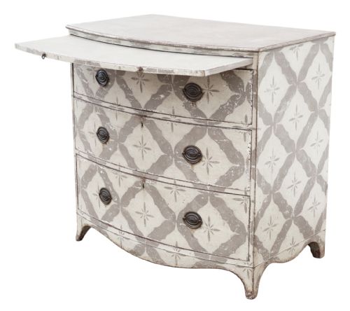 ANTIQUE 19TH CENTURY BOW FRONT PAINTED AND DECORATED CHEST OF DRAWERS HIGH QUALITY - ADDITIONAL PHOTO 9