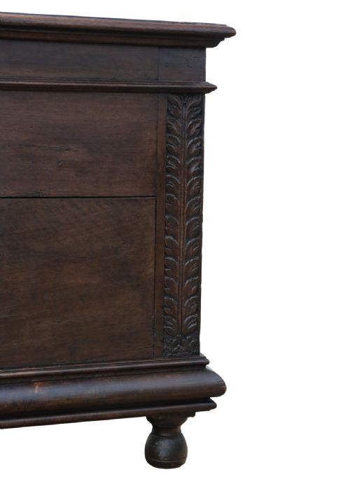 ANTIQUE LARGE 18TH CENTURY EUROPEAN OAK COFFER FINE QUALITY - ADDITIONAL PHOTO 4