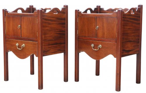FINE QUALITY PAIR OF ANTIQUE GEORGIAN REVIVAL MAHOGANY BEDSIDE CUPBOARD TABLES C1930 - ADDITIONAL PHOTO 4