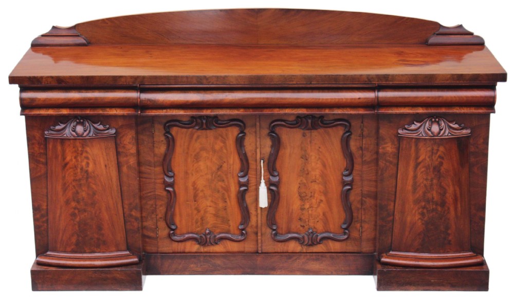 Large 19th Century William IV mahogany sideboard