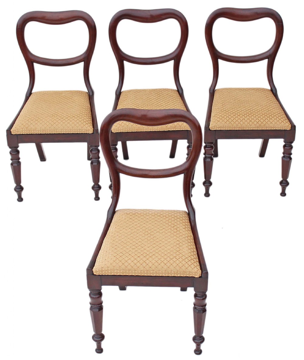 Set of 4 William IV mahogany dining chairs balloon back