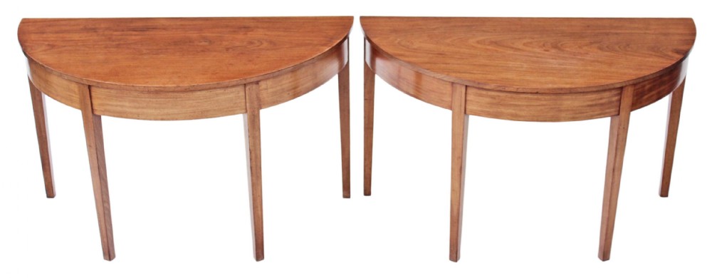 Pair of Georgian light mahogany console side dining tables