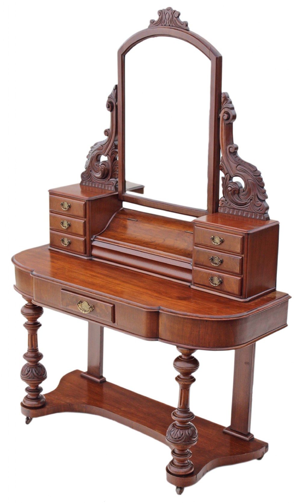 Victorian walnut Duchess dressing table