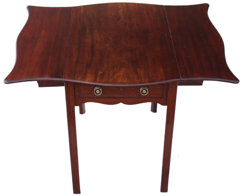 Georgian mahogany butterfly pembroke table