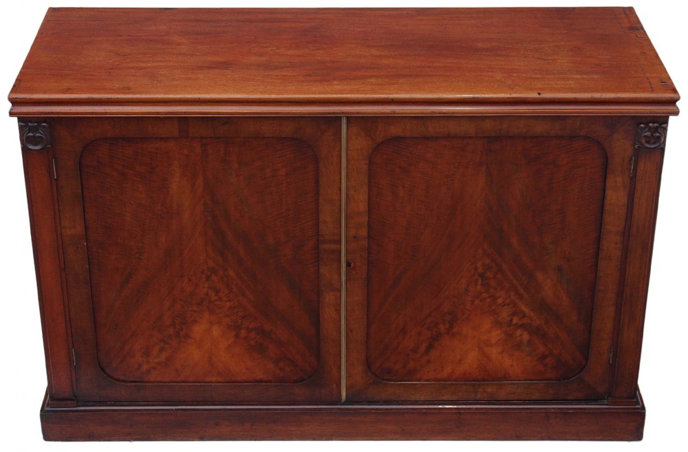 William IV flame mahogany sideboard chiffonier