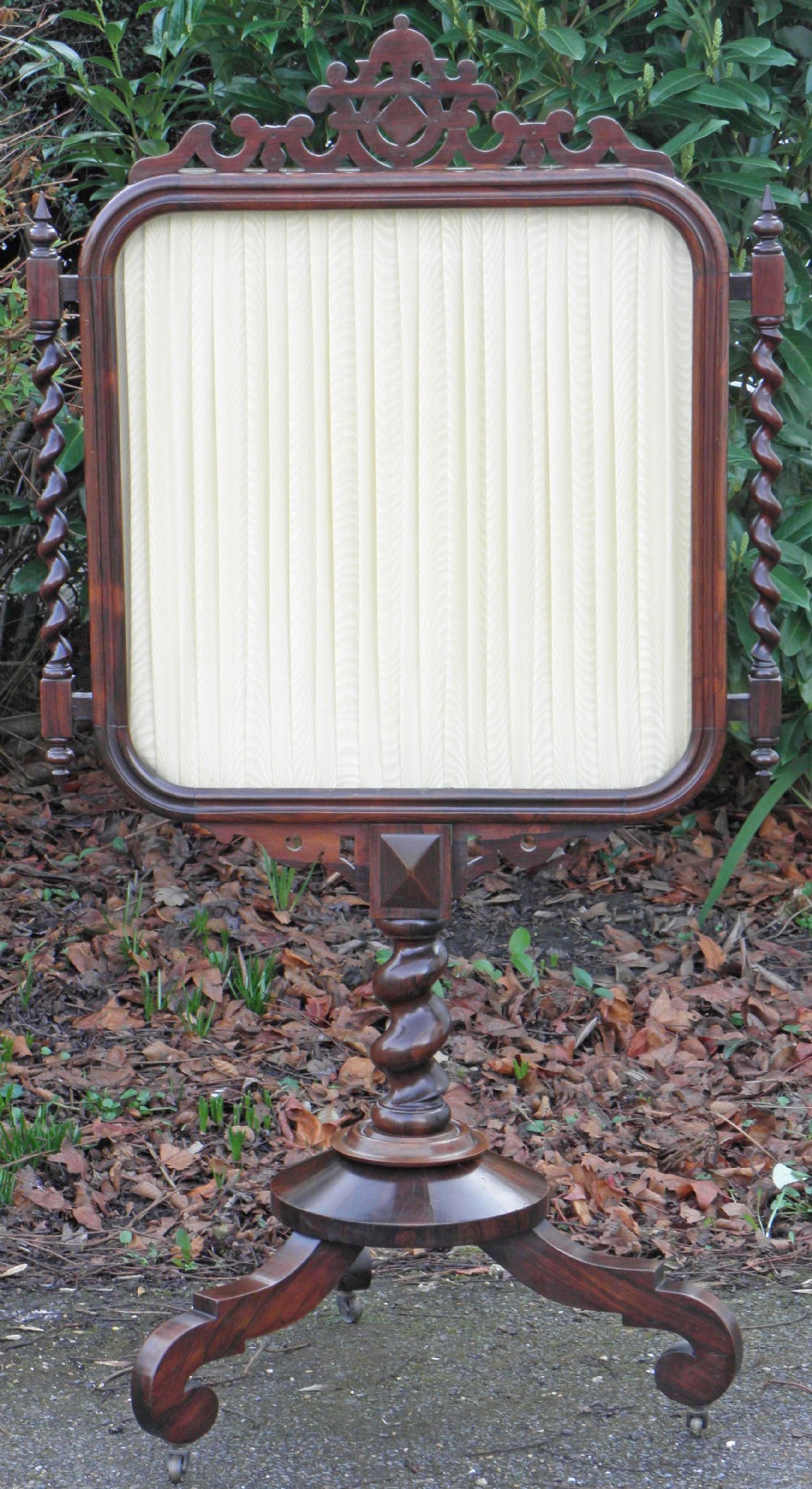 Victorian rosewood silk glass fire screen