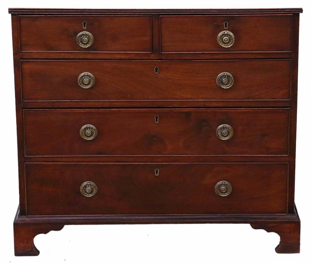 Small 19th Century mahogany chest of drawers