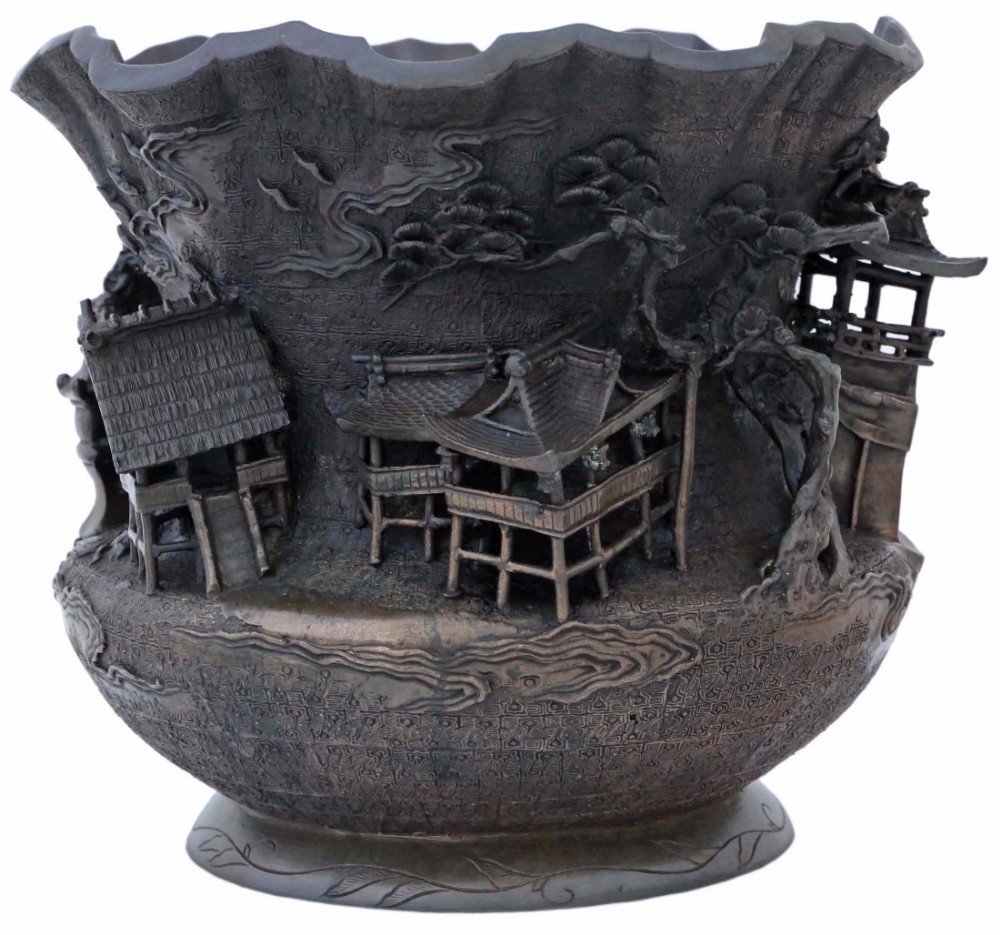 Oriental bronze bowl shaped planter