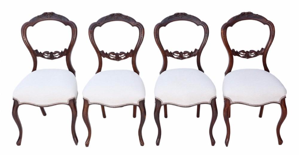 Set of 4 walnut Victorian balloon back dining chairs