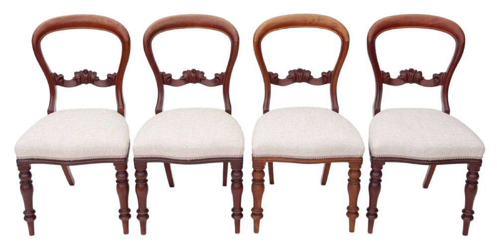 Set of 4 mahogany Victorian balloon back dining chairs
